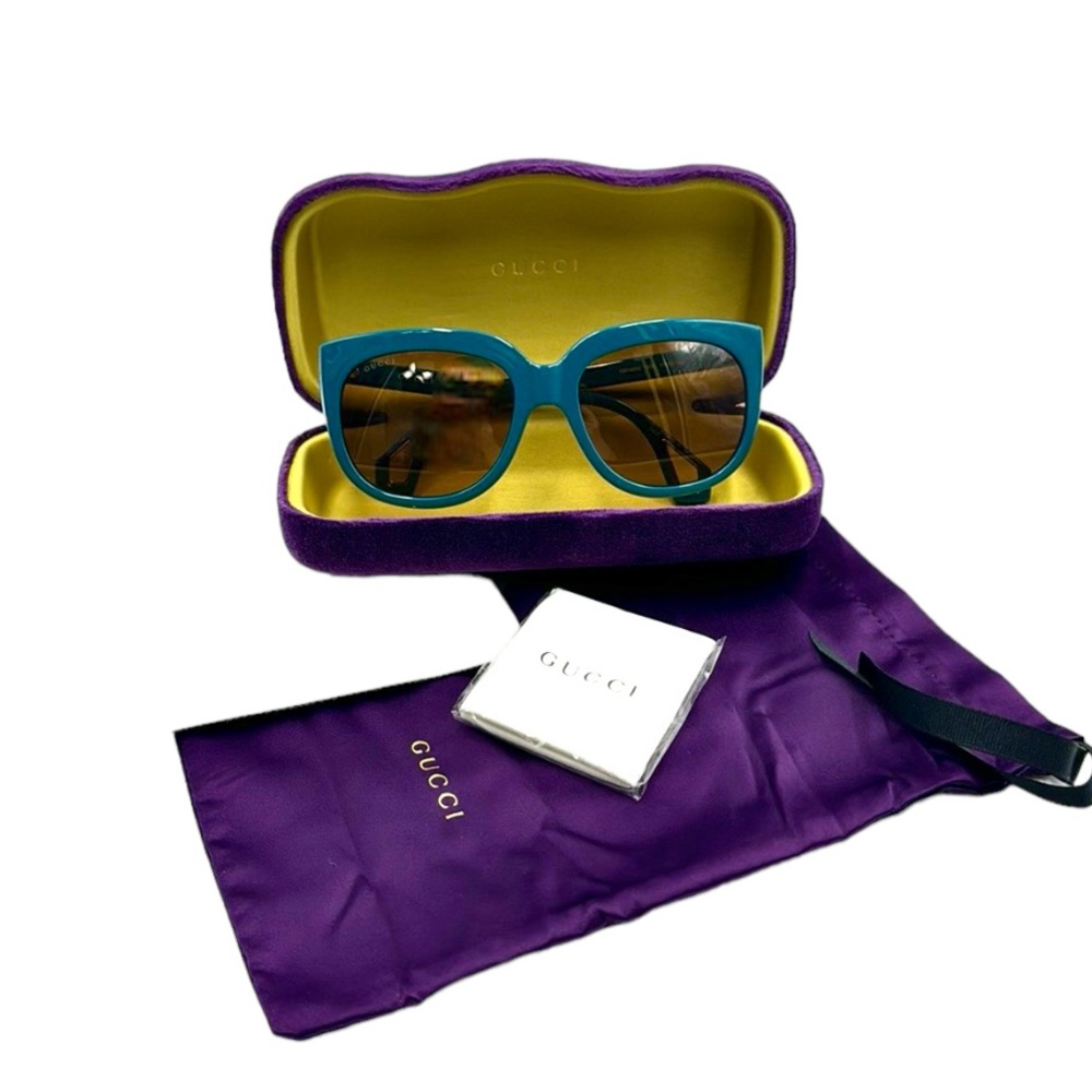 Gucci 57mm Square Sunglasses Style GG0468S